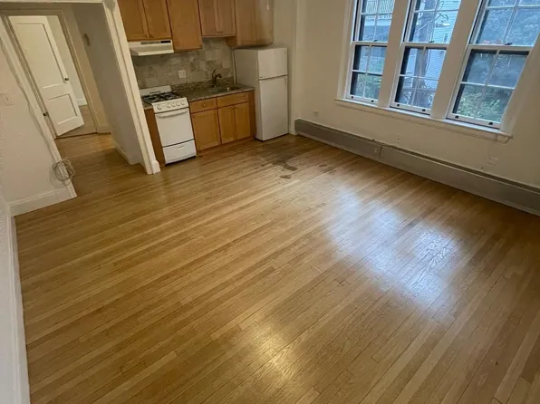 988 Memorial Dr APT 286, Cambridge, MA 02138