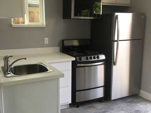 2nd image of 1586 5th St