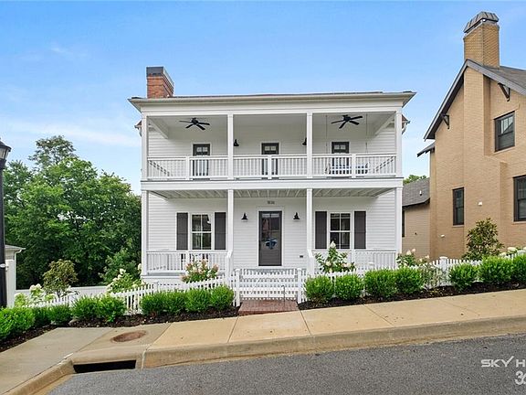 2nd image of 1836 N Clifton Ave