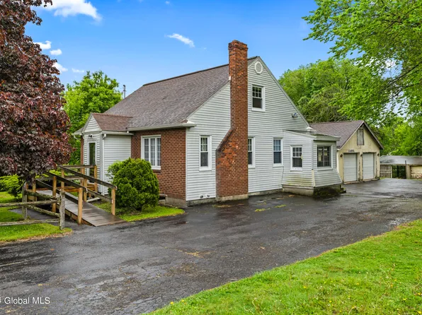2142 River Road, Niskayuna, NY 12309