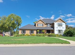 501 Ashford Ln, Valparaiso, IN 46385