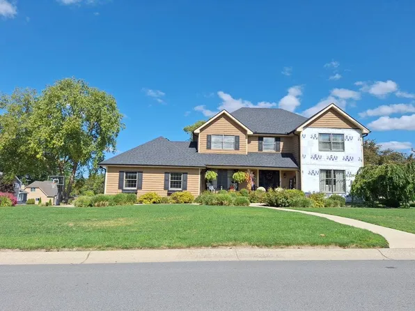 501 Ashford Ln, Valparaiso, IN 46385