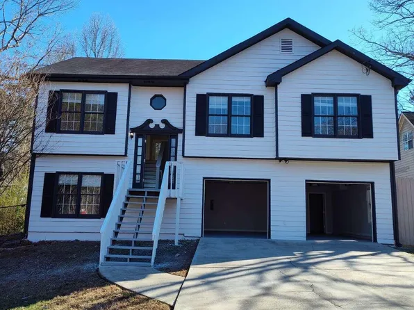 2045 Red Rose Ln, Loganville, GA 30052