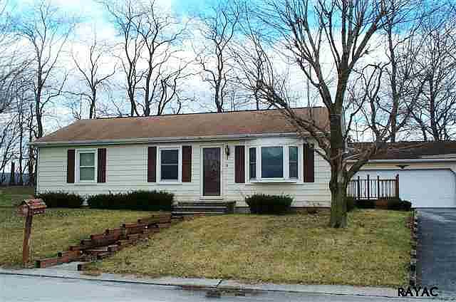 1st image of 5 E Locust Ln