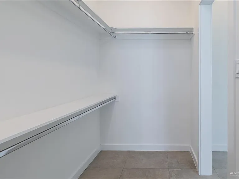 2629 Warbler Ave — Photo 9