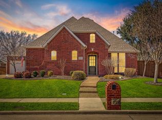 4321 Robbins Dr, Carrollton, TX 75010