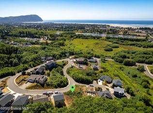 2174 Middle Fork Cir, Seaside, OR 97138
