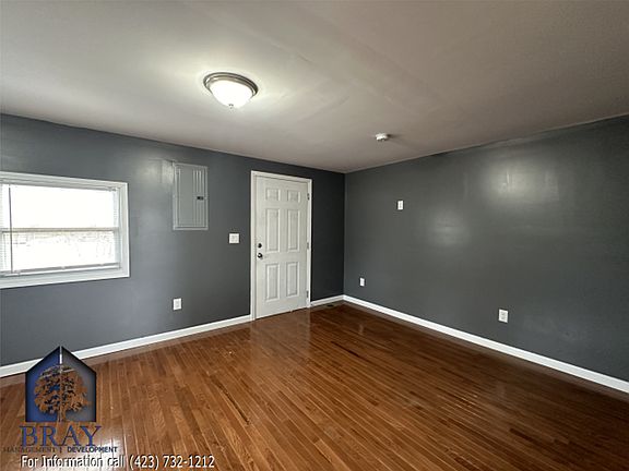 2nd image of 733 E Sullivan St #B