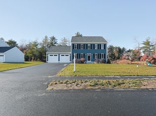 17 Cobblestone Ln, Middleboro, MA 02346