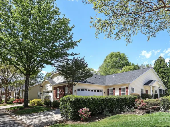 11731 Silverado Ln, Charlotte, NC 28277