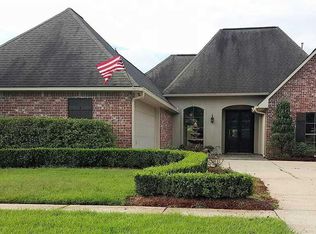 7534 Colonial Dr, Denham Springs, LA 70726