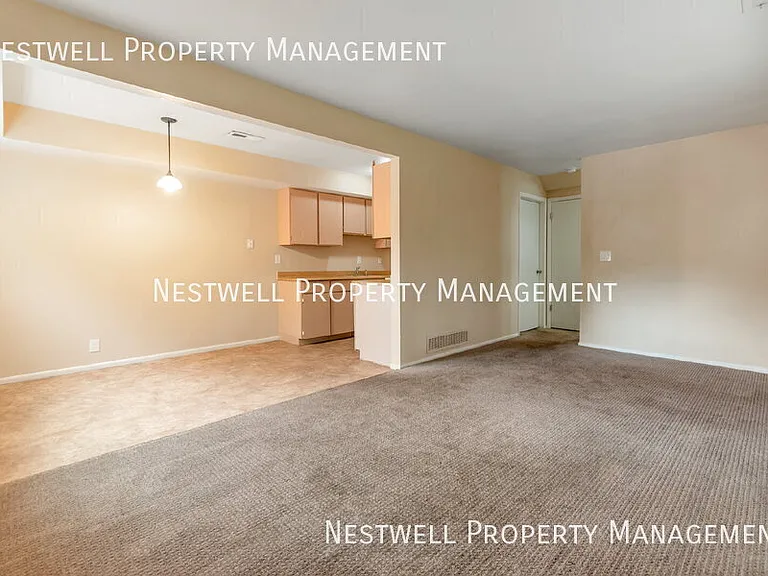 7764 S Candlelite Ln — Photo 2