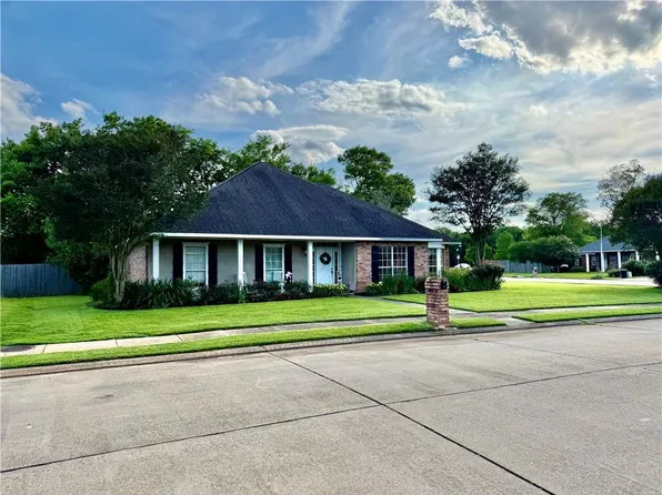 5157 Hunters Grove Ln, Alexandria, LA 71303
