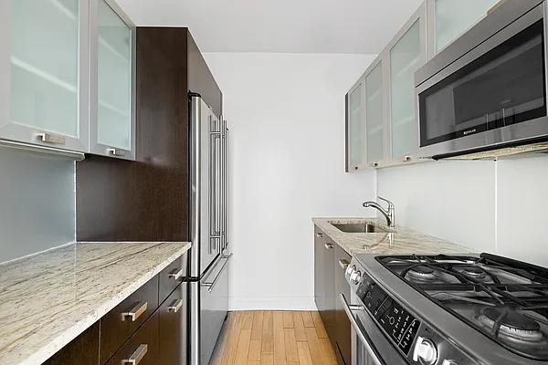 Sold by Compass | media 5