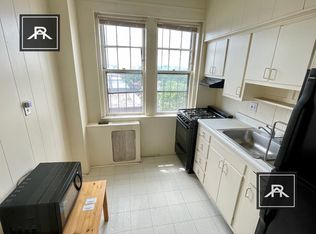 2005 Commonwealth Ave #27, Brighton, MA 02135