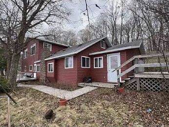 2nd image of 46447 Birch Grove Dr
