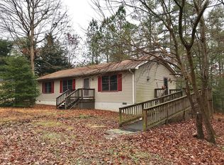 303 Greenwood Beach Rd, Heathsville, VA 22473