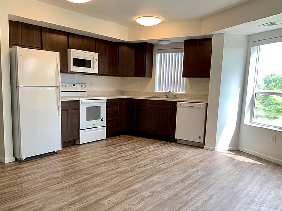 4th image of 861 Vista Blvd #9805833