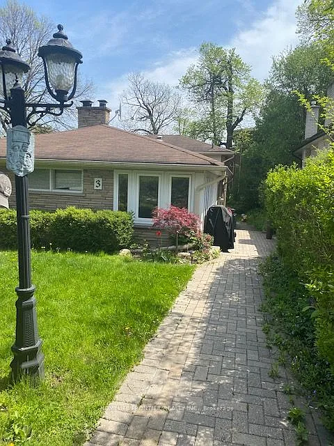 3 Donna Ct