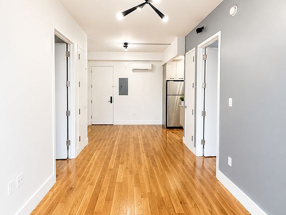 2nd image of 226 E 122nd St #2A