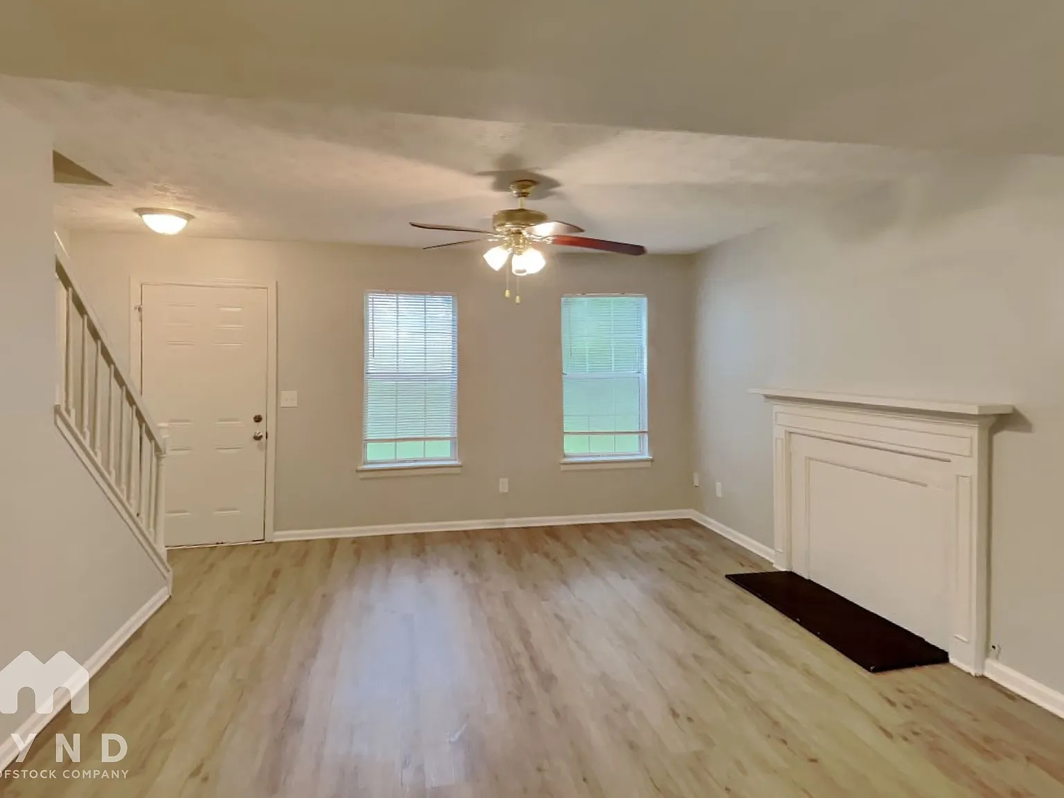 4 bed, 4.0 bath, 1830 sqft, $2,180 — Photo 2