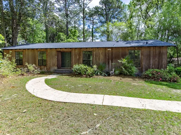 607 Spanish Main St, Daphne, AL 36527