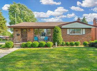 846 Moulin Ave, Madison Heights, MI 48071