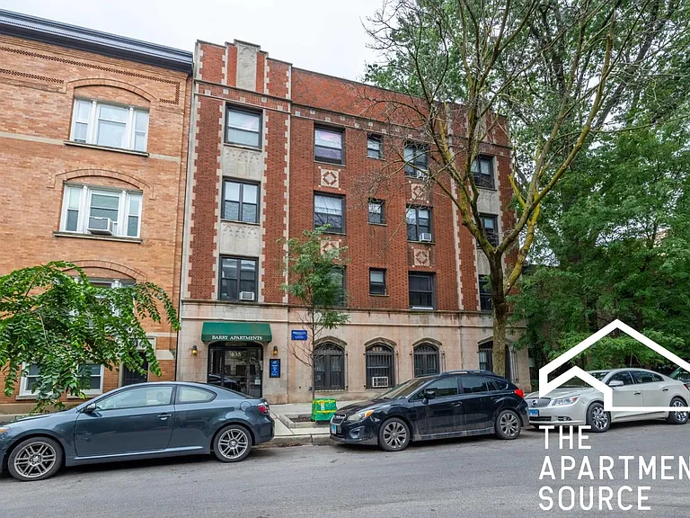 633 W Barry Ave #101 — Photo 10