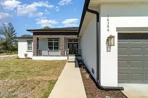4 bed, 2249 sqft, $3,500 — Photo 2