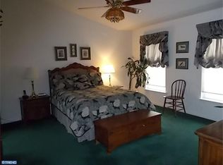 4452 Summer Meadow Dr, Doylestown, PA 18902