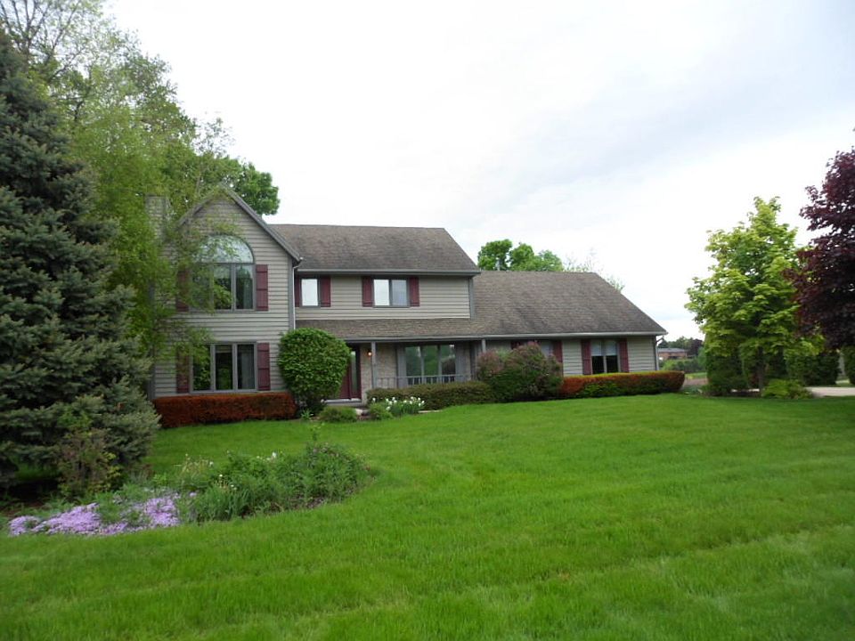 1st image of 1513 Country Club Ln