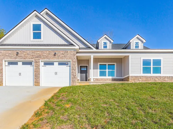 638 Ginger Lake Dr, Rock Spring, GA 30739