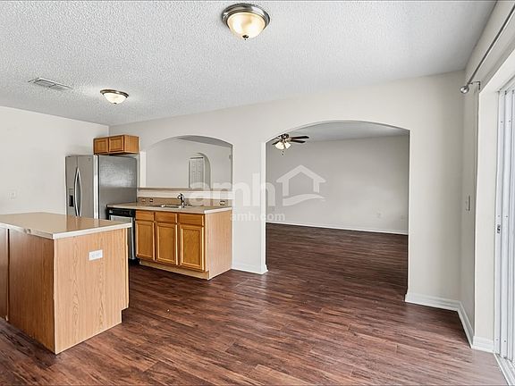 5th image of 10421 Opus Dr