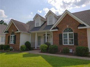 220 Kennon Point Dr, Colonial Heights, VA 23834