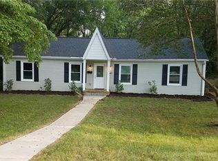 743 Oak St, Mooresville, NC 28115