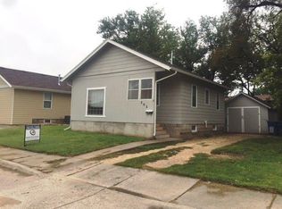 202 W 5th St, Hays, KS 67601