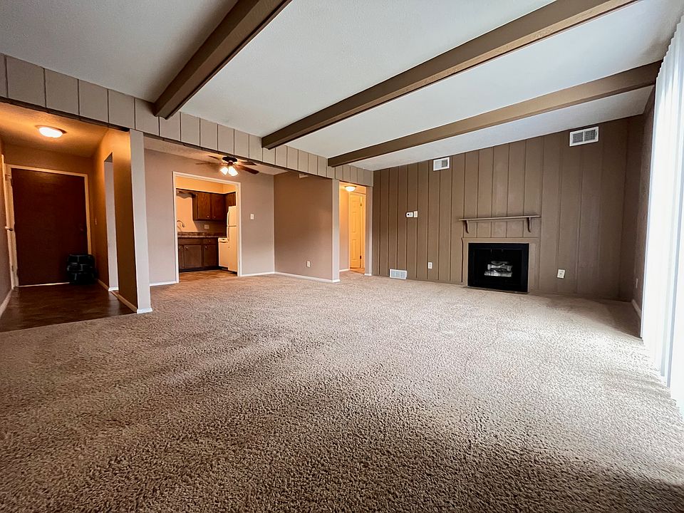 1st image of 2610 S 70th St APT 45