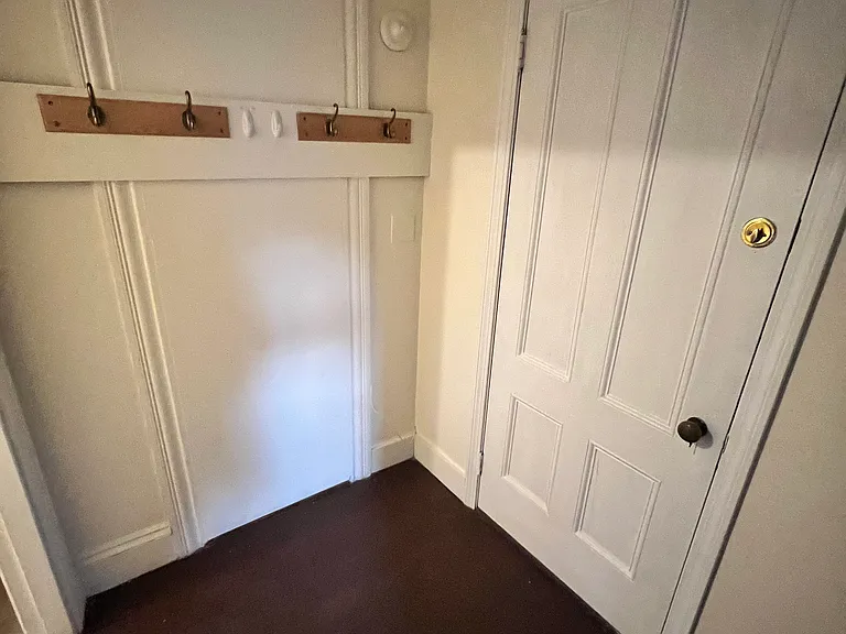 83 Englewood Ave #8 — Photo 20