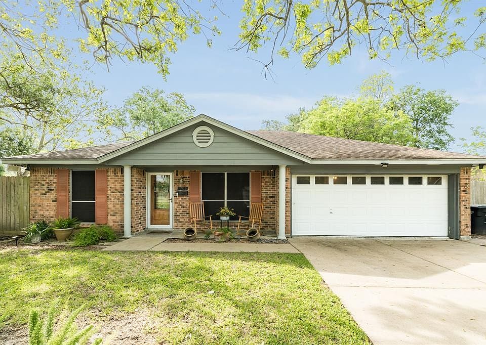 1st image of 1705 Sherwood Cir