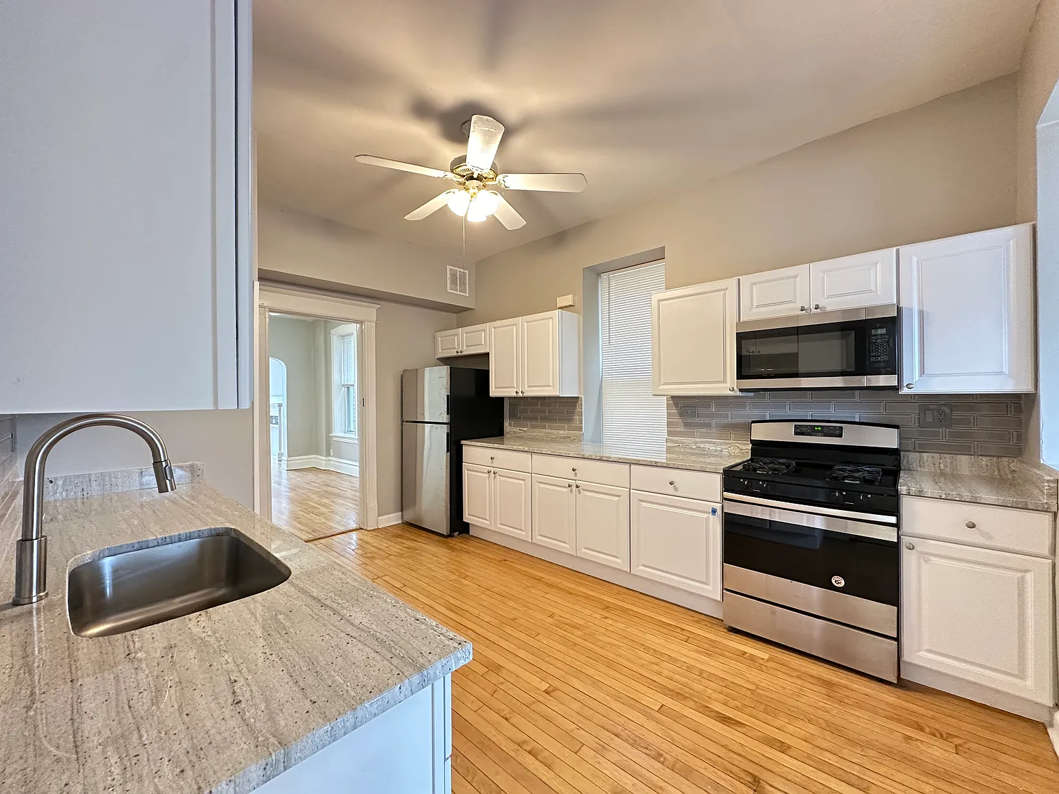 Astounding 2 Bed, 1 Bath at Augusta + Damen (Ukrainian Village) — Photo 3