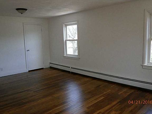 5th image of 80 Lenox Ave