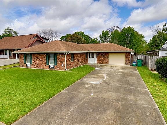 2nd image of 2205 N Von Braun Ct