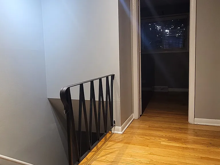 445 E Lincoln St — Photo 18