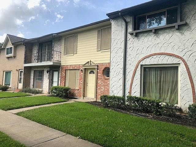 1st image of 3814 Laura Leigh Ln