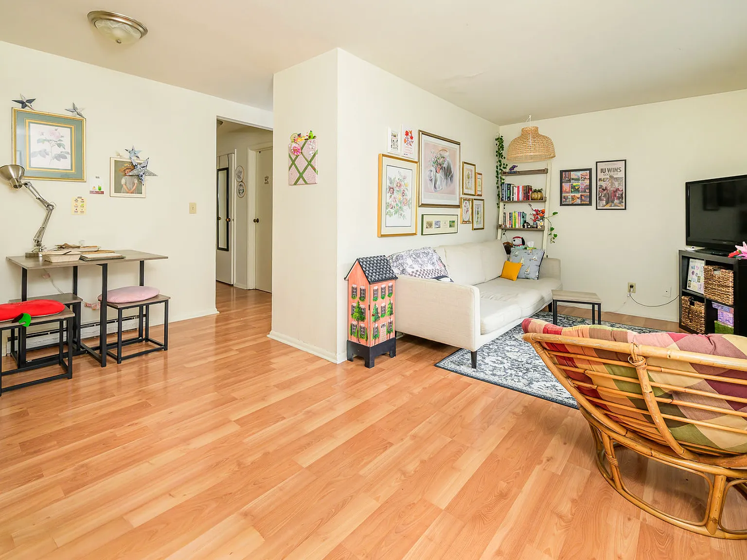 2 bed, 850 sqft, $1,200 — Photo 3