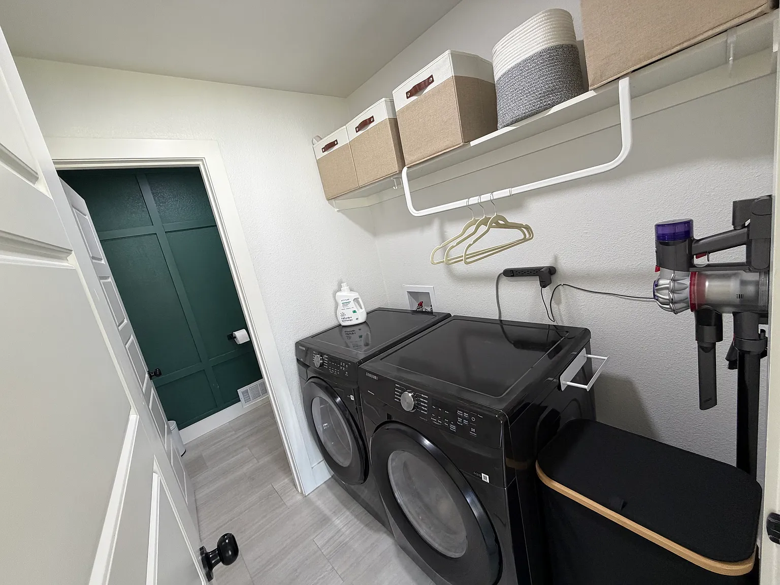 3 bed, 2.5 bath, 2090 sqft, $3,900 — Photo 4