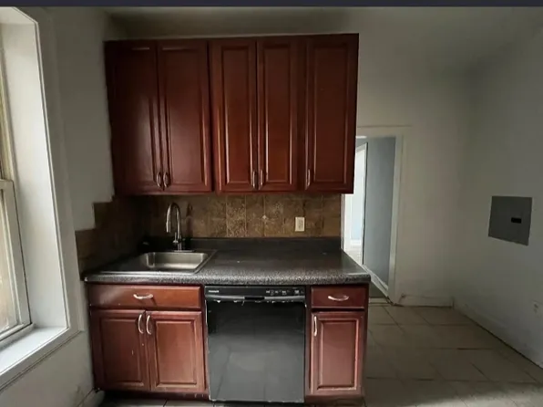 1084 Kennedy Blvd #A1, Bayonne, NJ 07002