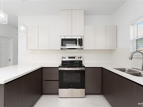 5th image of 5800 Notre Dame Ave #3