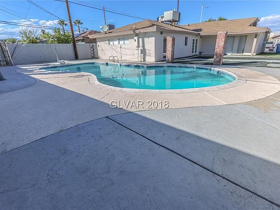 3rd image of 4321 San Joaquin Ave