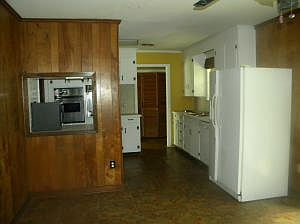 4th image of 700 Ponderosa Dr